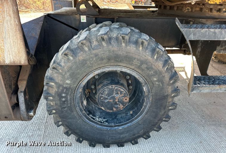 image for item EJ5059 2005 Caterpillar  M313C wheeled excavator