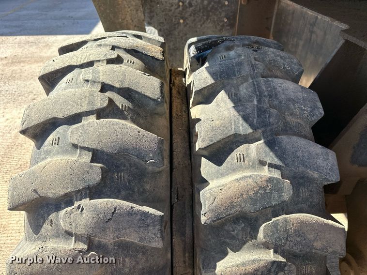 image for item EJ5059 2005 Caterpillar  M313C wheeled excavator