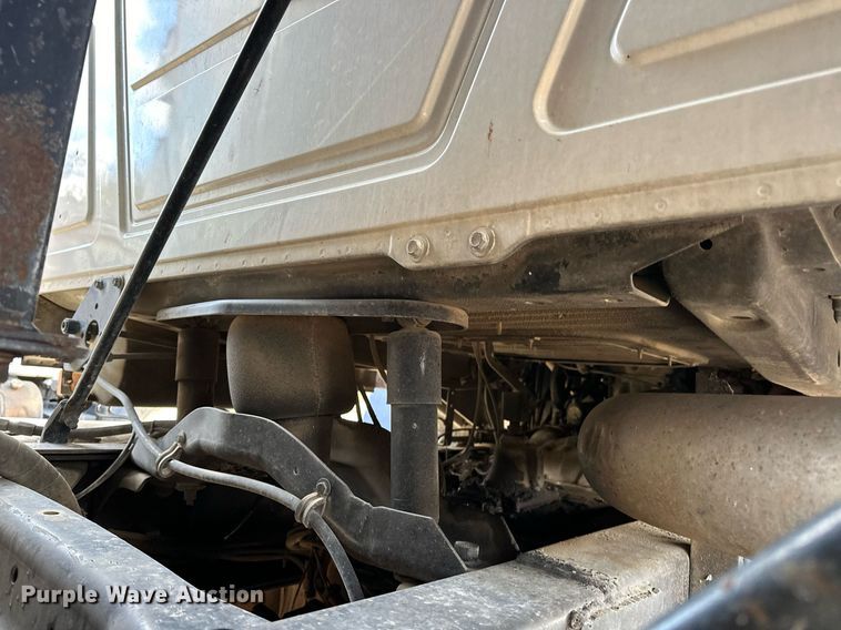 image for item EJ5080 1998 Mack CH600GK dump truck