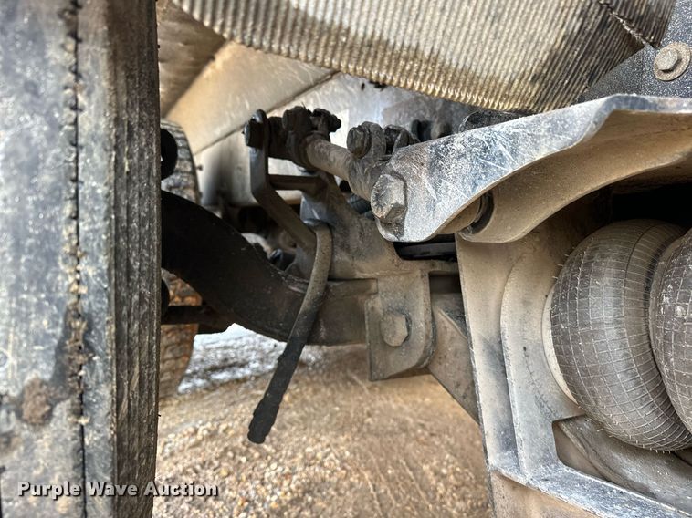 image for item EJ5080 1998 Mack CH600GK dump truck