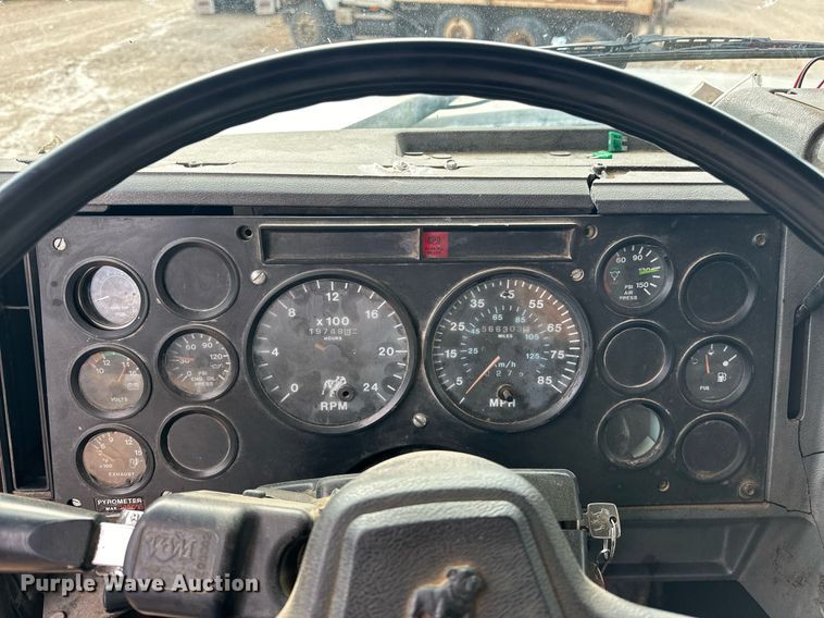 image for item EJ5080 1998 Mack CH600GK dump truck