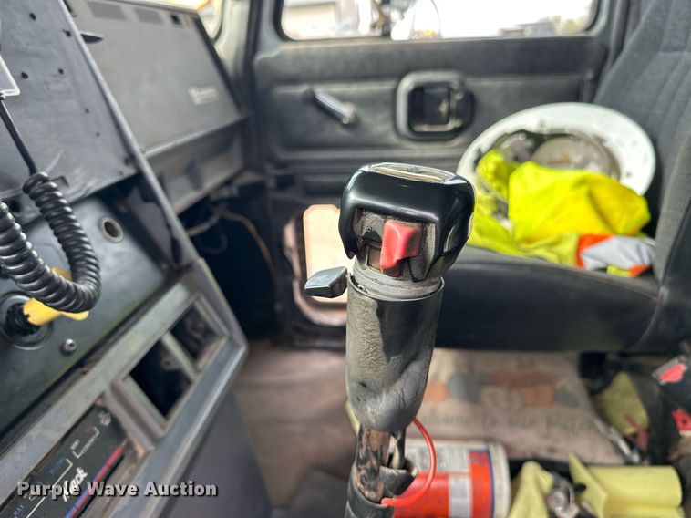 image for item EJ5080 1998 Mack CH600GK dump truck