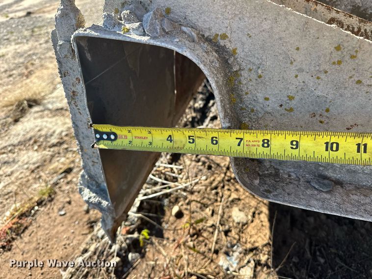 image for item EJ5094 1992 Gomaco GT3600 slipform paver