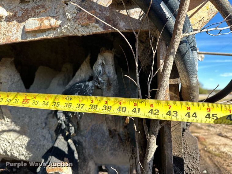 image for item EJ5094 1992 Gomaco GT3600 slipform paver