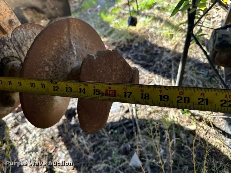 image for item EJ5094 1992 Gomaco GT3600 slipform paver