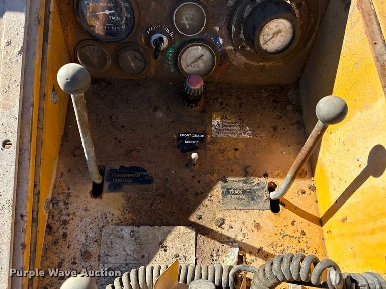 image for item EJ5094 1992 Gomaco GT3600 slipform paver