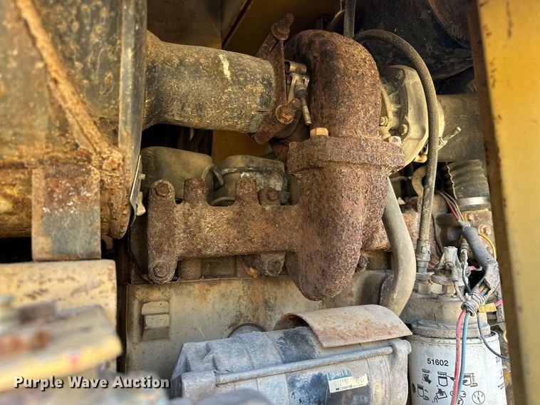 image for item EJ5094 1992 Gomaco GT3600 slipform paver