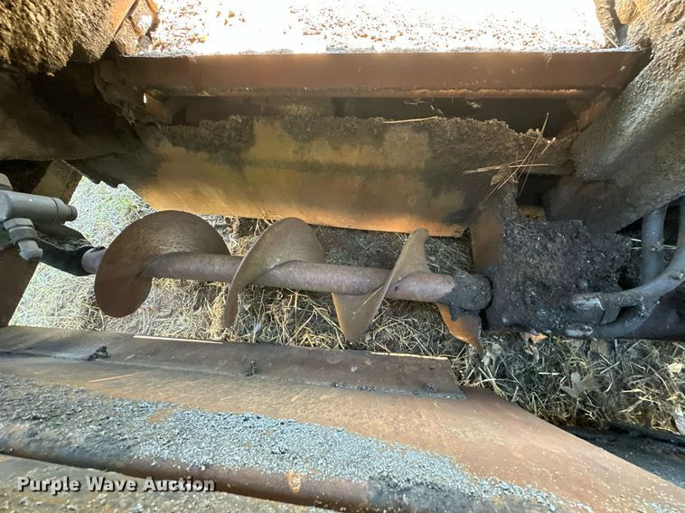 image for item EJ5095 1998 Neal HP-9500 paver