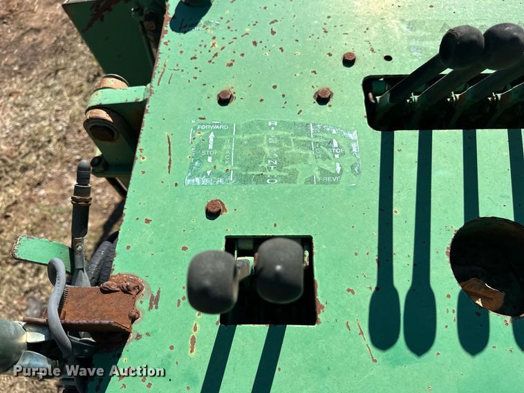 image for item EJ5095 1998 Neal HP-9500 paver