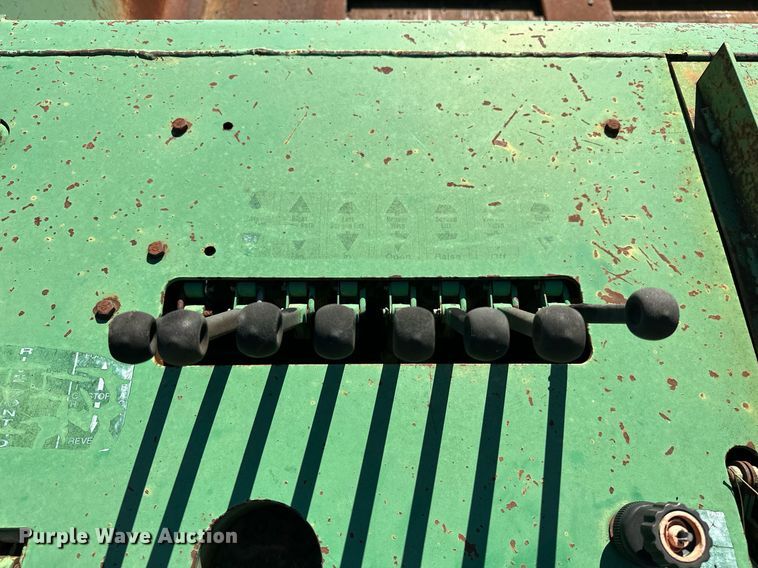 image for item EJ5095 1998 Neal HP-9500 paver