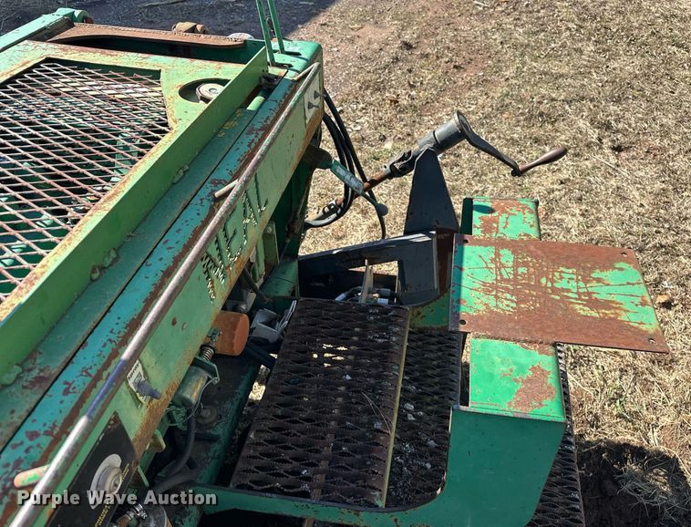 image for item EJ5095 1998 Neal HP-9500 paver