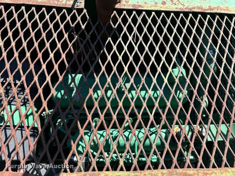 image for item EJ5095 1998 Neal HP-9500 paver