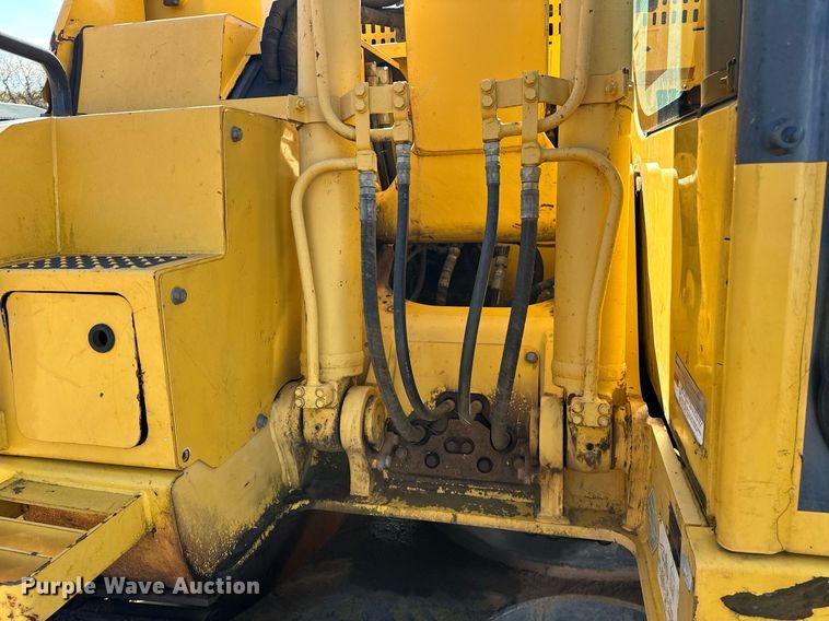 image for item EJ5097 2015 Komatsu PC138USLC-10 excavator