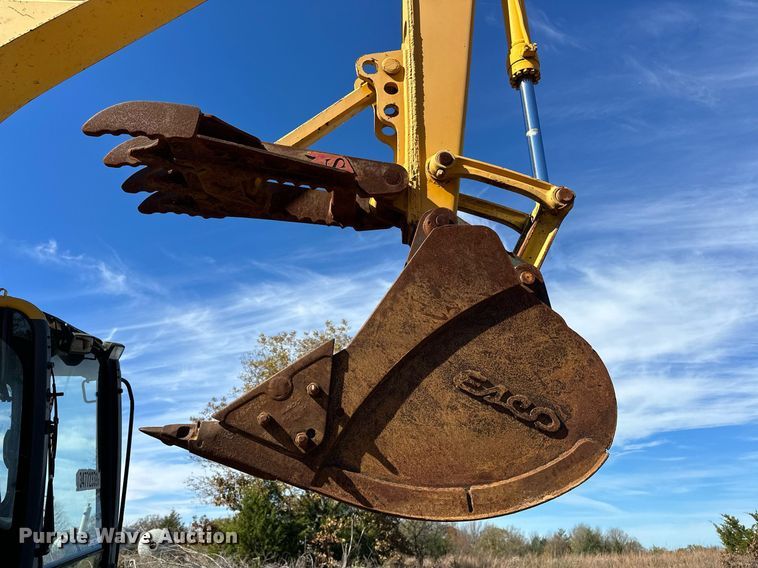 image for item EJ5097 2015 Komatsu PC138USLC-10 excavator