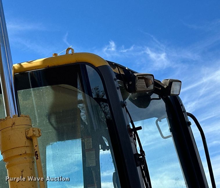 image for item EJ5097 2015 Komatsu PC138USLC-10 excavator