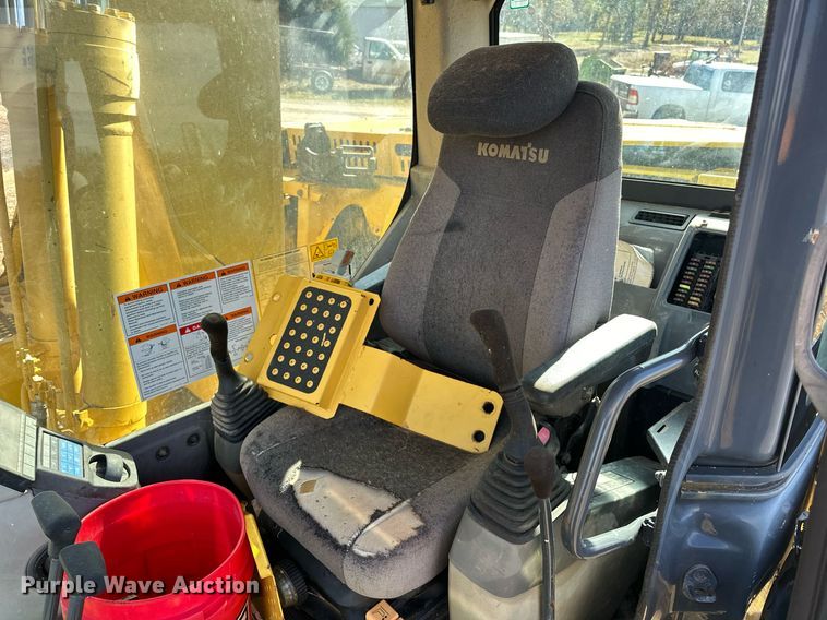 image for item EJ5097 2015 Komatsu PC138USLC-10 excavator