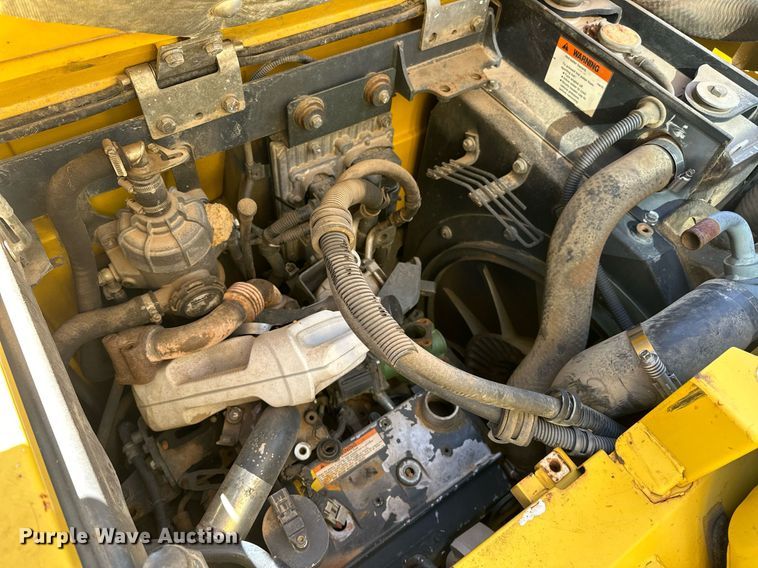 image for item EJ5097 2015 Komatsu PC138USLC-10 excavator