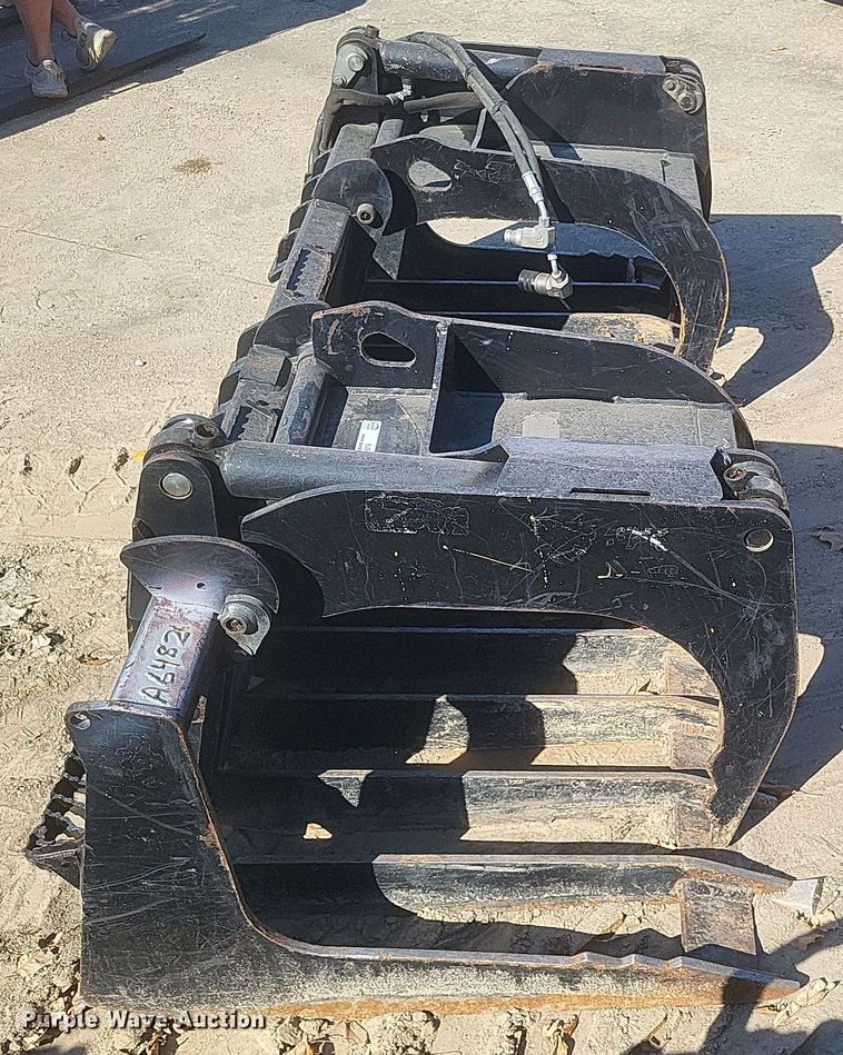 image for item EJ8080 Paladin  skid steer rock grapple bucket