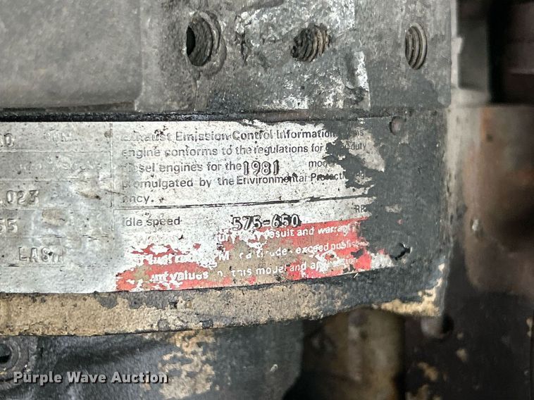 image for item EK3607 1984 Ford LTL9000  vacuum truck