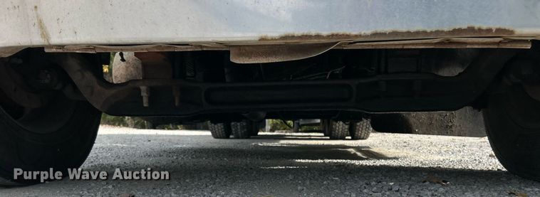 image for item EK3607 1984 Ford LTL9000  vacuum truck