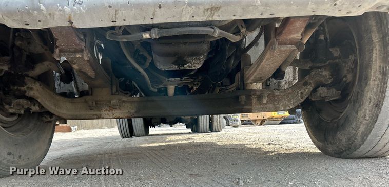 image for item EK3626 2006 Freightliner Business Class M2 oil distributor truck