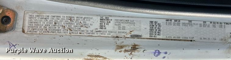 image for item EK3626 2006 Freightliner Business Class M2 oil distributor truck