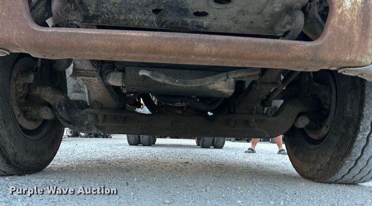 image for item EK3645 2005 Freightliner Business Class M2 106 truck cab and chassis