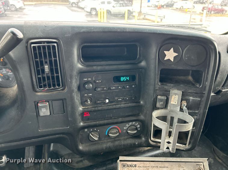 image for item EK3657 2007 GMC C7500 flatbed truck