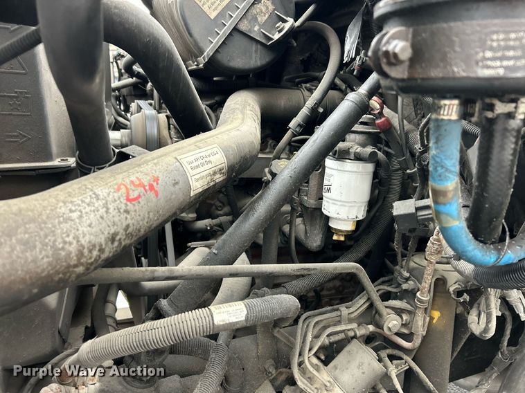 image for item EK3657 2007 GMC C7500 flatbed truck