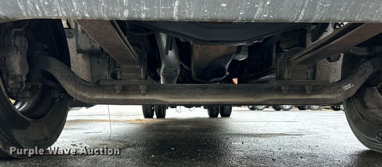 image for item EK3657 2007 GMC C7500 flatbed truck