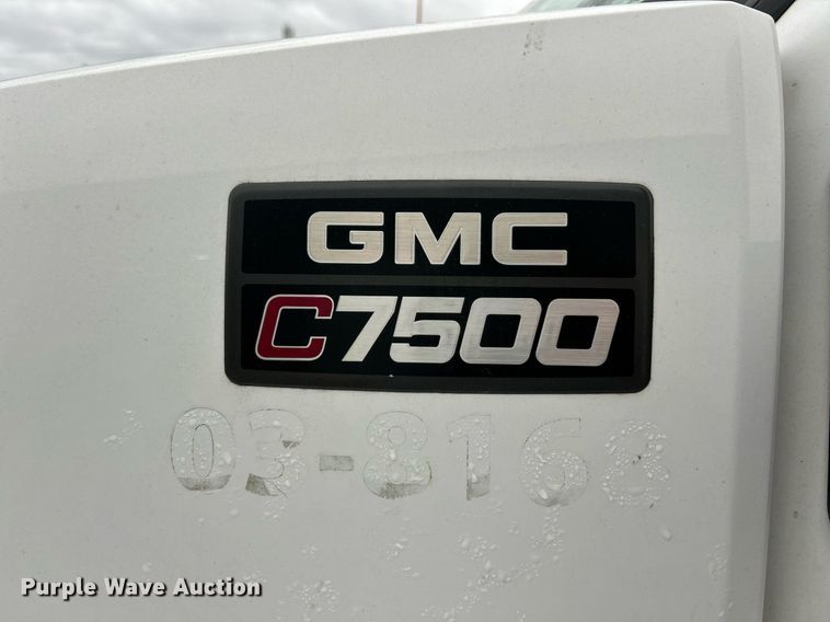 image for item EK3657 2007 GMC C7500 flatbed truck