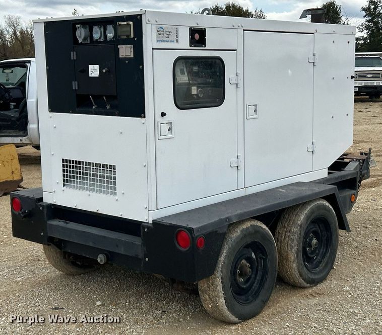 image for item EK3659 2005 Ingersoll Rand G120 generator