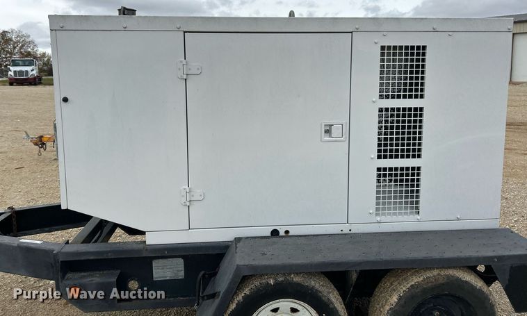 image for item EK3659 2005 Ingersoll Rand G120 generator