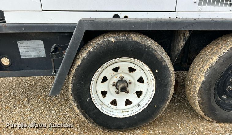 image for item EK3659 2005 Ingersoll Rand G120 generator