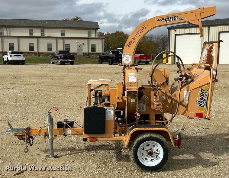image for item EK3660 Bandit 65AW wood chipper