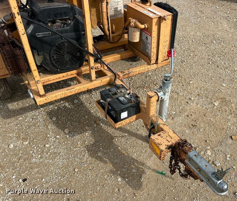 image for item EK3660 Bandit 65AW wood chipper