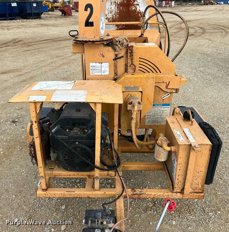 image for item EK3660 Bandit 65AW wood chipper