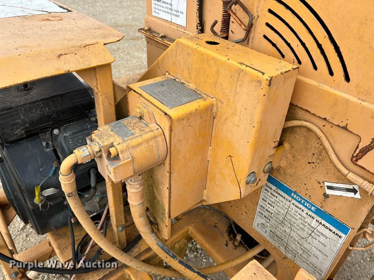 image for item EK3660 Bandit 65AW wood chipper