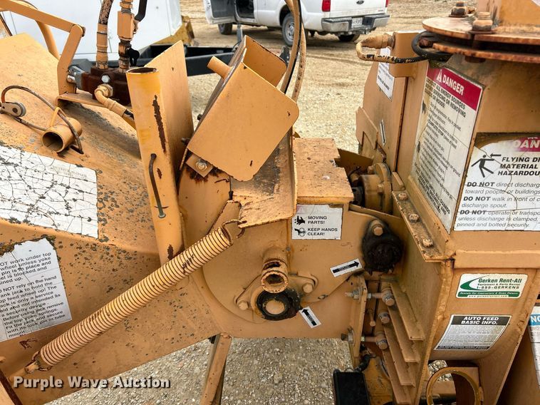 image for item EK3660 Bandit 65AW wood chipper