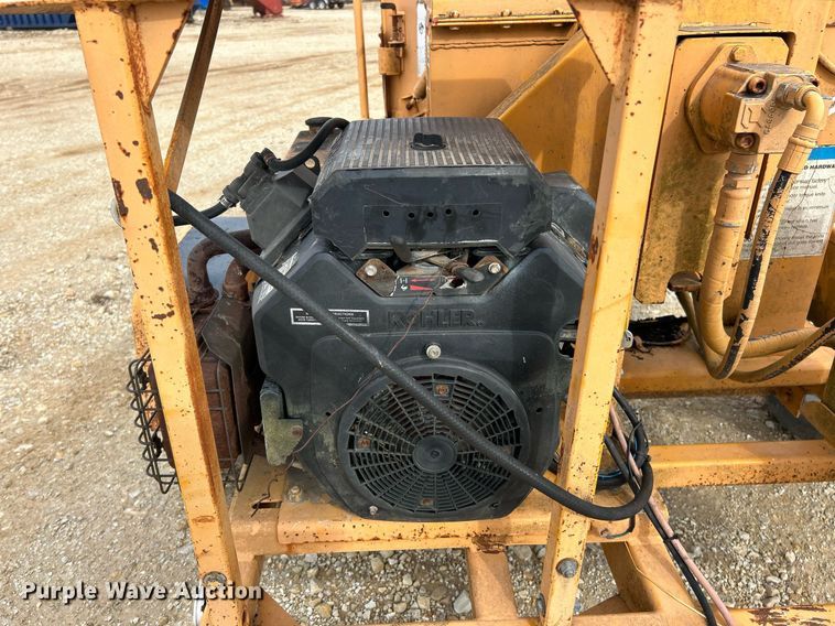 image for item EK3660 Bandit 65AW wood chipper