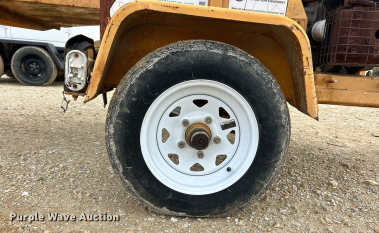 image for item EK3660 Bandit 65AW wood chipper