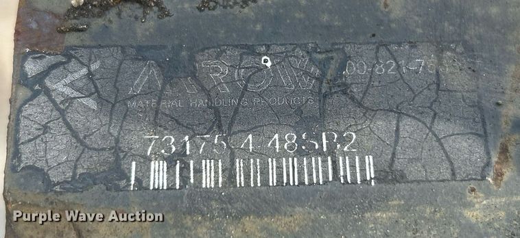 image for item EK3663 (2) Arrow loader Forks 