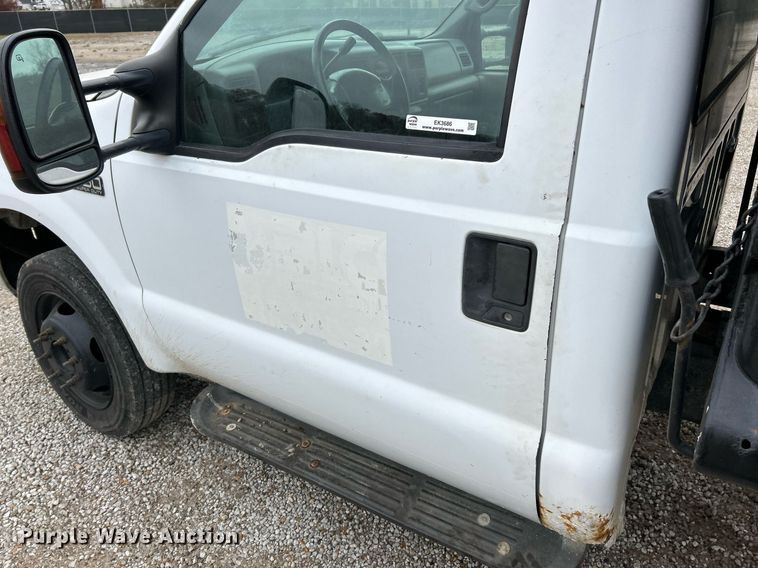 image for item EK3686 1999 Ford F450 Super Duty XL dump truck