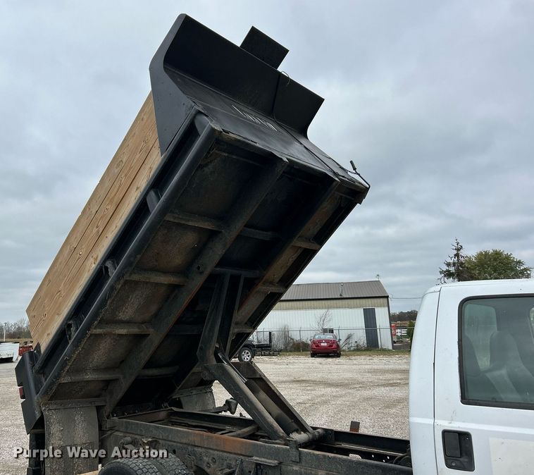 image for item EK3686 1999 Ford F450 Super Duty XL dump truck