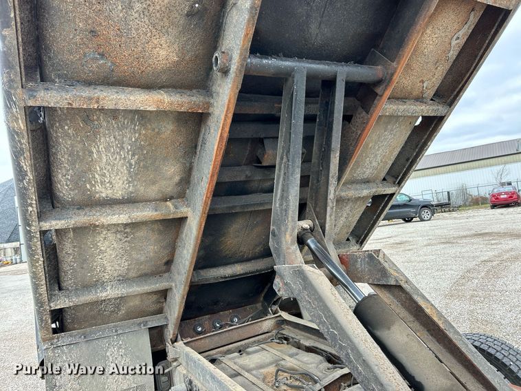 image for item EK3686 1999 Ford F450 Super Duty XL dump truck