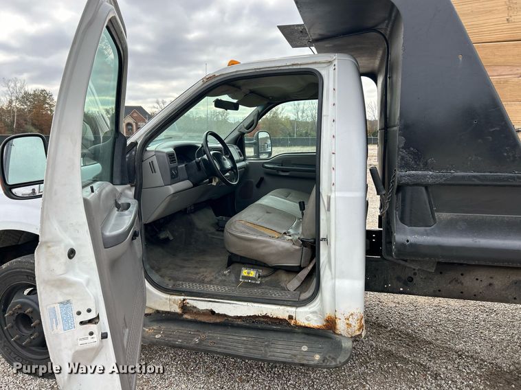 image for item EK3686 1999 Ford F450 Super Duty XL dump truck