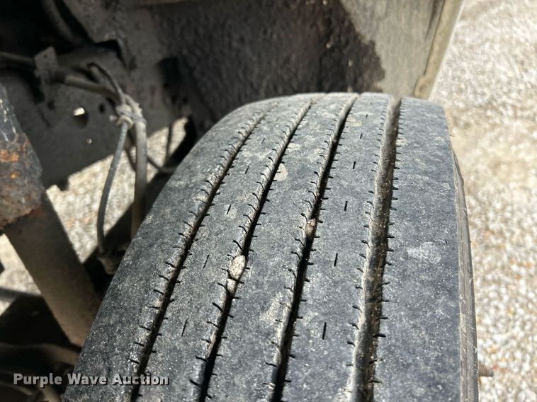 image for item EK3686 1999 Ford F450 Super Duty XL dump truck