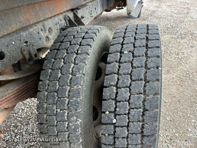 image for item EK3686 1999 Ford F450 Super Duty XL dump truck