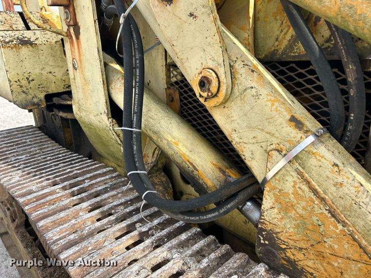image for item EK3690 John Deere track loader
