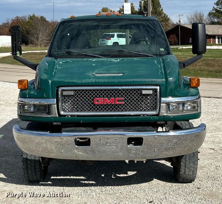 image for item EK3695 2008 GMC C4500 Crew Cab utility / service truck